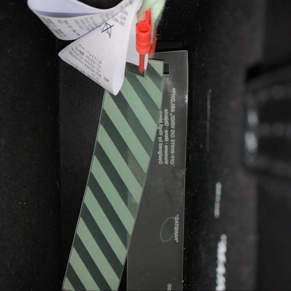 Off-White Diagonal Box Bag - Picture 6 of 8